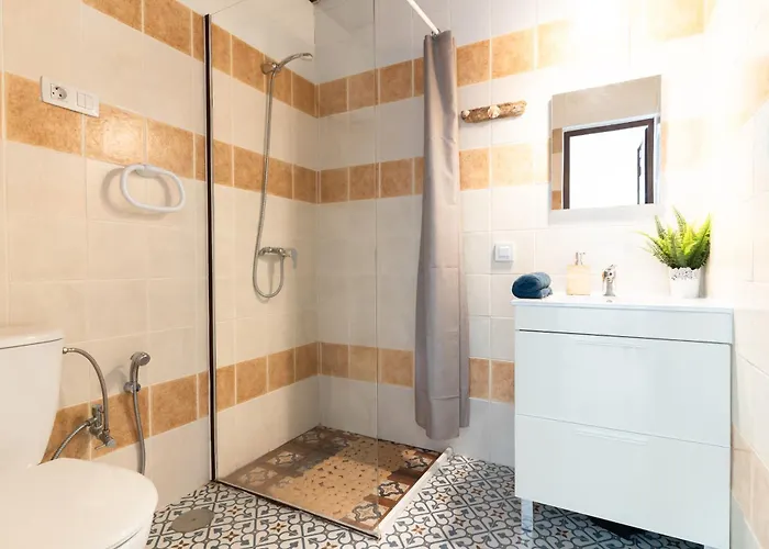 Neon Tenerife アロナ