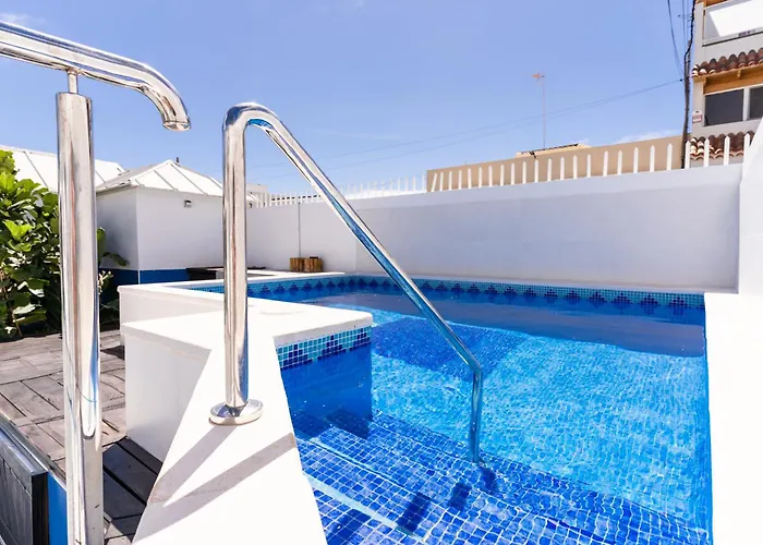 Neon Tenerife Gasthof Arona (Tenerife)