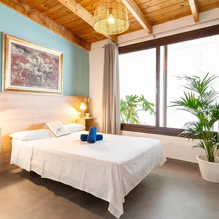 Neon Tenerife 3* ארונה