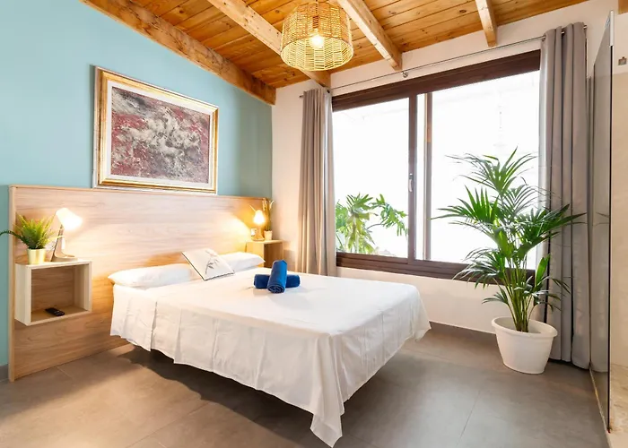 Neon Tenerife 3* 阿罗纳